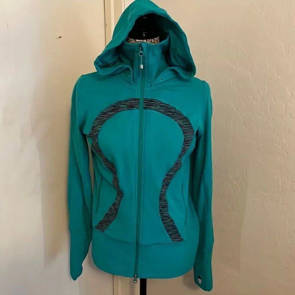 Lululemon Zipper Closure Hoodie Sweatshirt Casual Workout Gym Contemporary